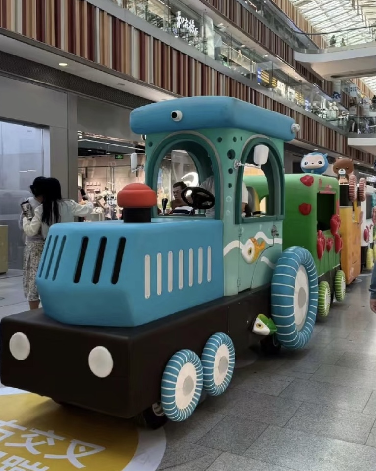 Аттракцион паровозик Синий трактор Аттракцион паровозик Синий трактор